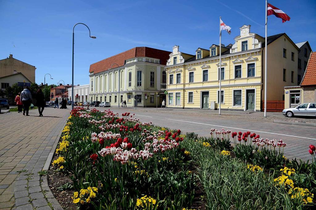 Brivdienu Maja Saulite Ventspils Exterior photo