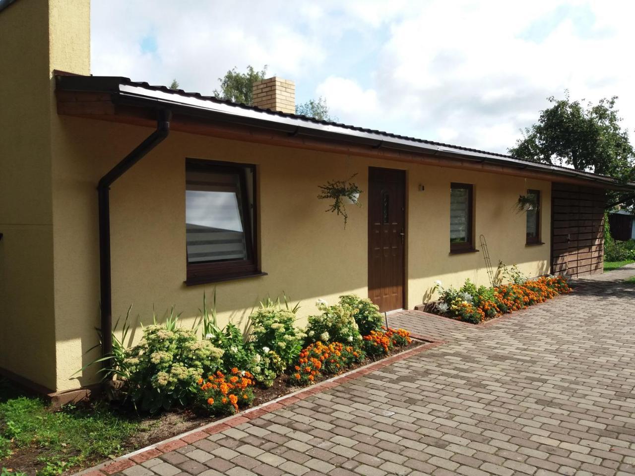 Brivdienu Maja Saulite Ventspils Exterior photo